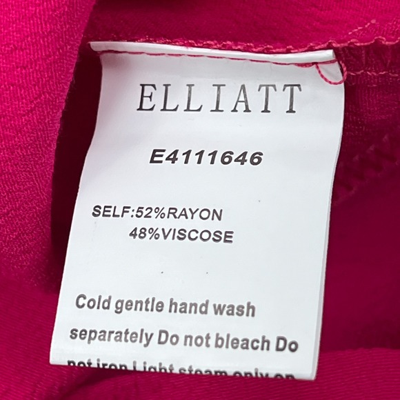 NEW Elliatt Fever Dress Women's Medium Fuchsia Hot Pink Button Short Sleeve - Picture 6 of 9